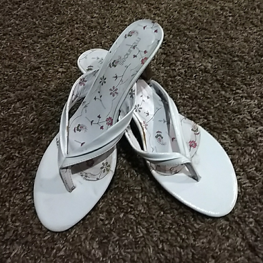 Maurice's White Heeled Slip-on Sandals